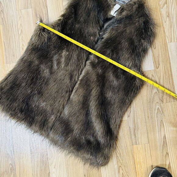 KENAR Faux Fur Sz M Chocolate Brown Hook Eye Closure Vest Luxury Extravaganza - Picture 11 of 12